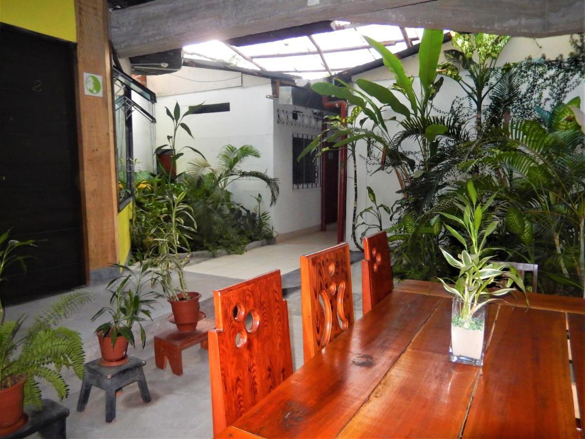 Hospedaje Neydita Iquitos Exterior photo